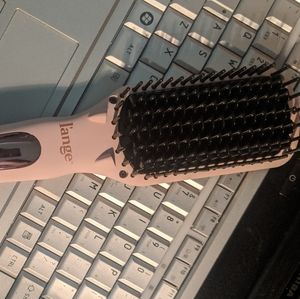 Le Vite L'ange Infared Straightening Brush